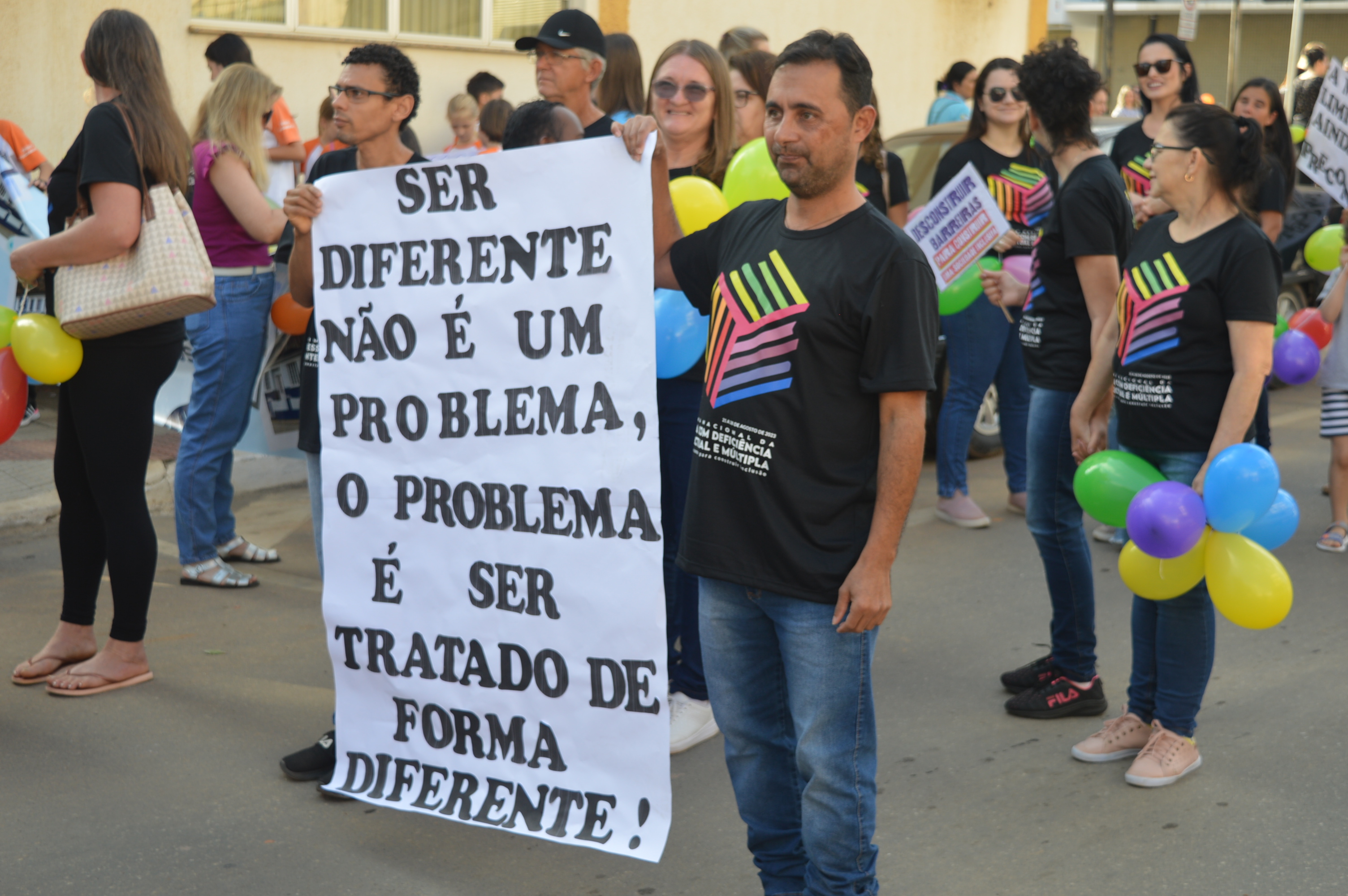 CMAC Participa da Caminhada da Inclusão da Semana Nacional da Pessoa Com Deficiência Intelectual e Múltipla